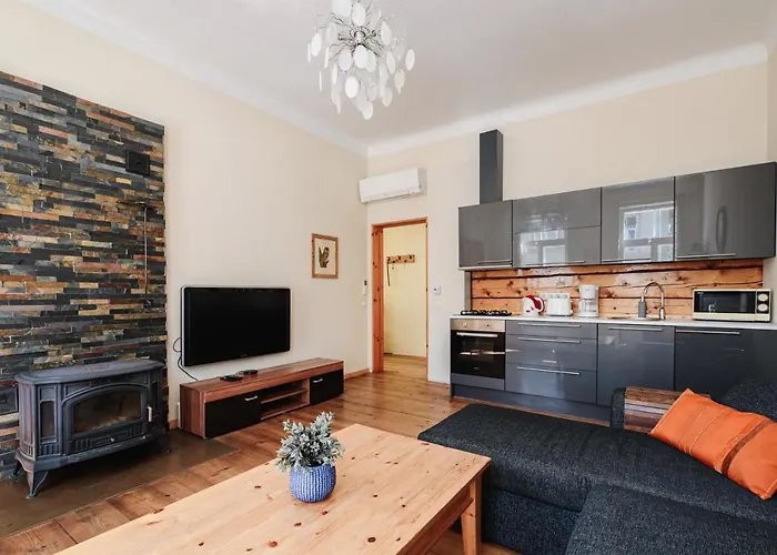 Airhome - Owl's Nest 2 Daire